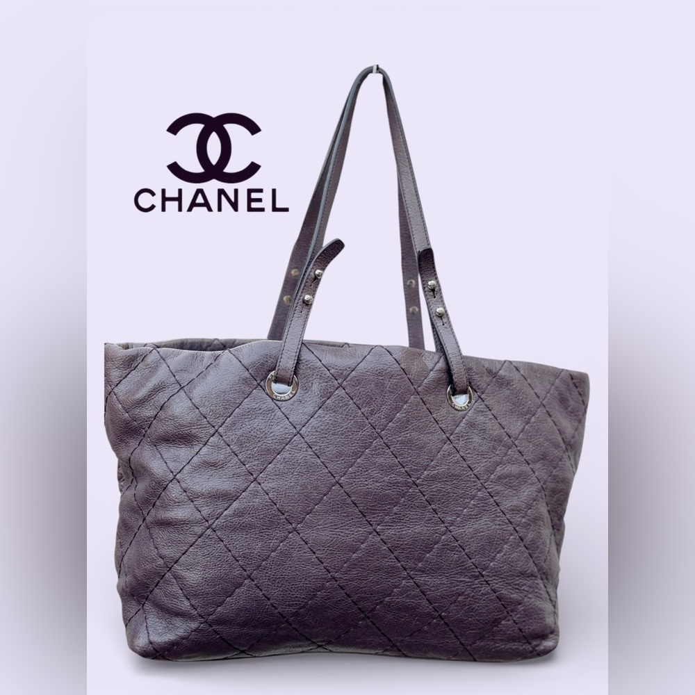 CHANEL On The Road Tote Shoulder Bag Purple Glazed
Leather Silver Hardware WOW! - Picture 4 of 14